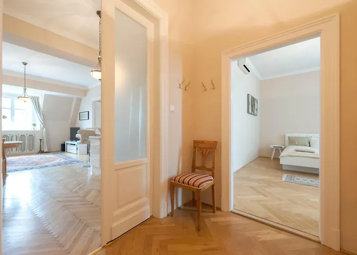 Opera & Basilica 2 Bedrooms With Balcony Appartement *