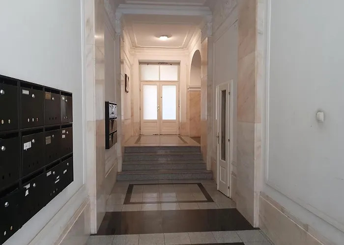 Opera & Basilica 2 Bedrooms With Balcony Appartement Budapest