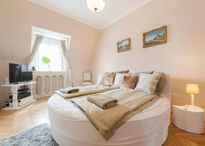 Opera & Basilica 2 Bedrooms With Balcony Appartement Budapest